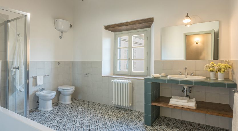 Photo of Arches & Enclaves