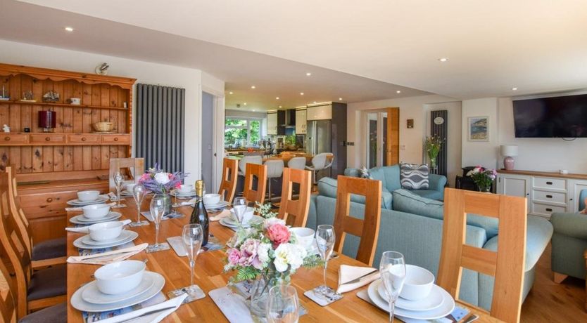 Photo of 5 Bed in Red Wharf Bay