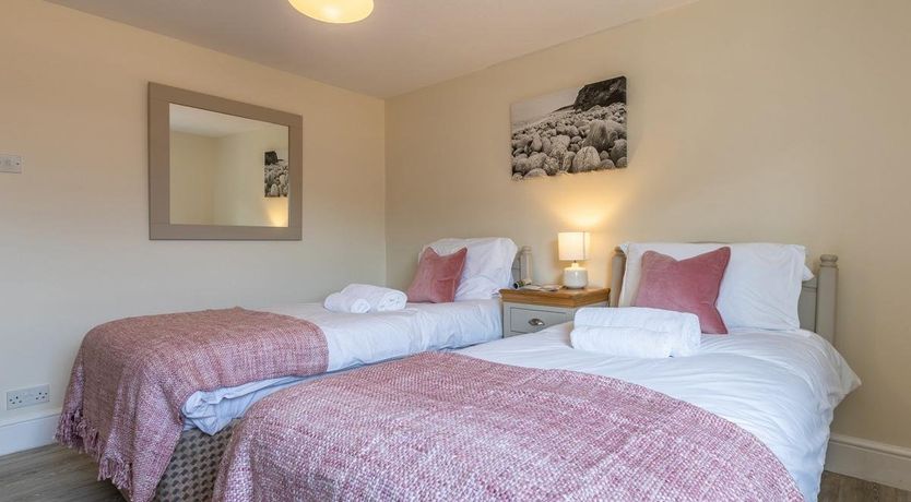 Photo of 2 Bed in Croyde