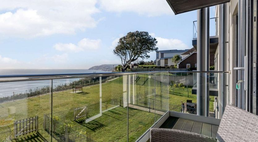 Photo of 2 Bed in Sandown