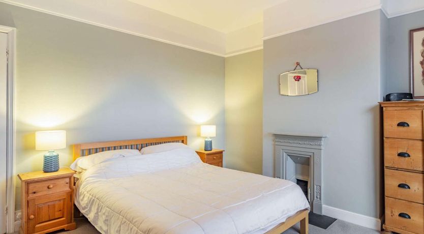 Photo of 4 Bed in Holt