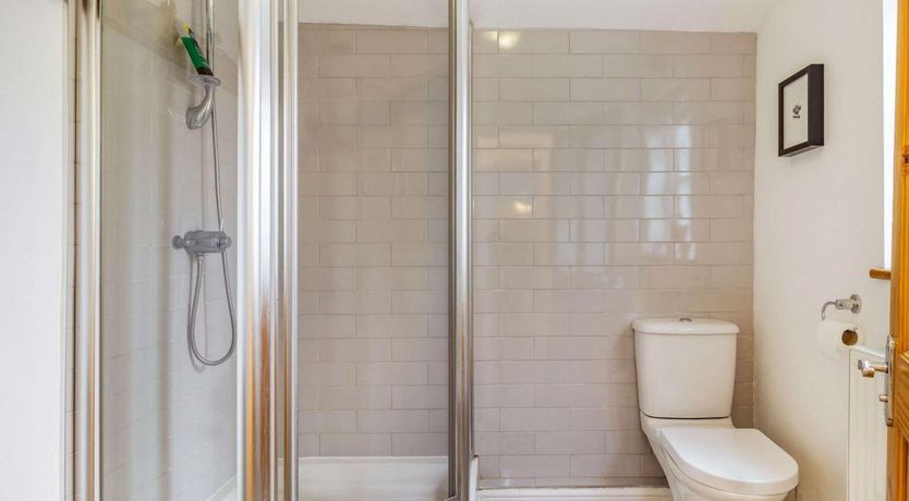 Photo of 4 Bed in Holt