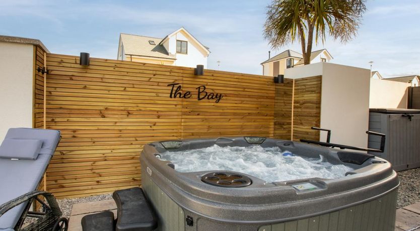 Photo of 4 Bed in Westward Ho