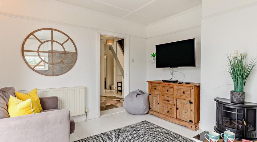 Photo of 3 Bed in Perranporth