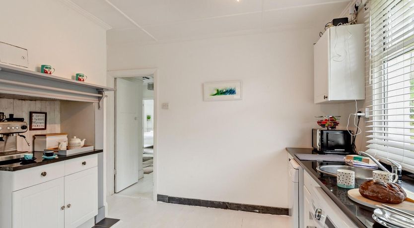 Photo of 3 Bed in Perranporth