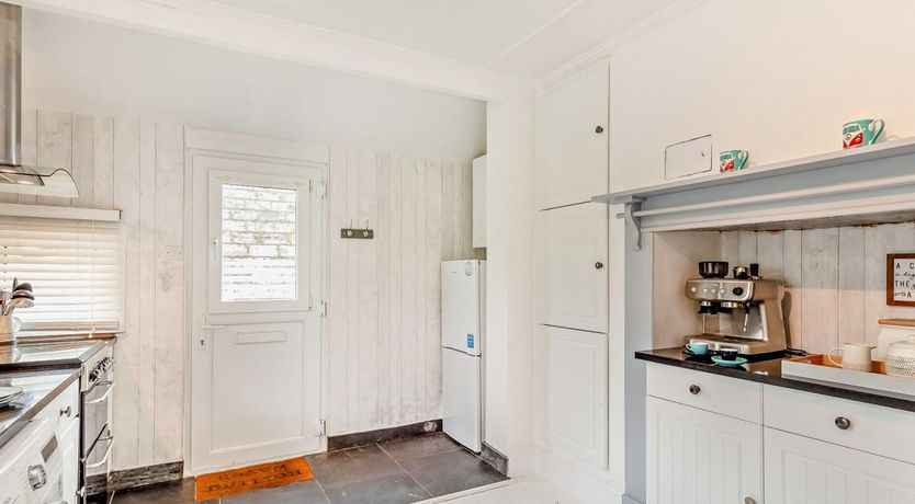 Photo of 3 Bed in Perranporth