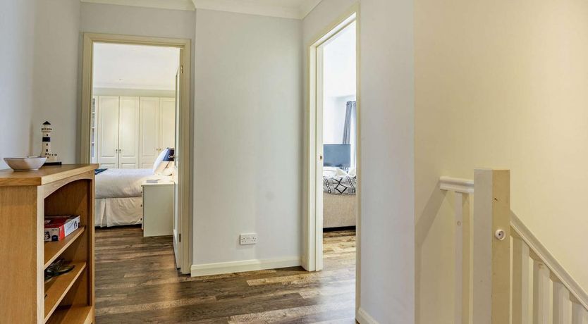 Photo of 4 Bed in Seaview