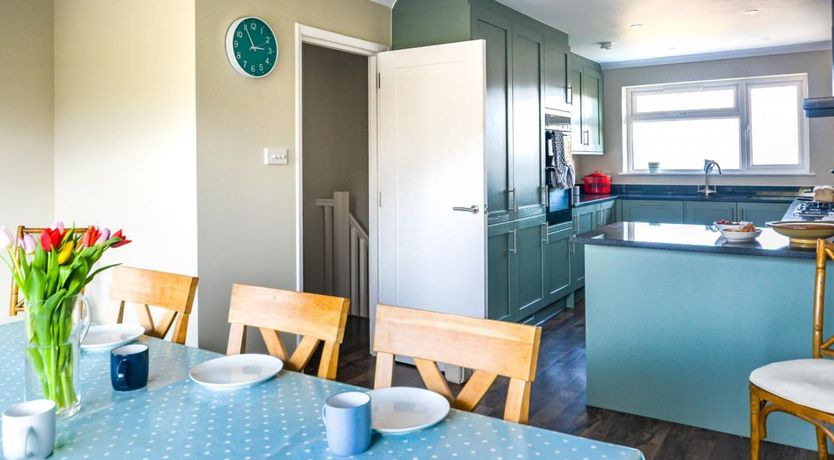 Photo of 4 Bed in Seaview