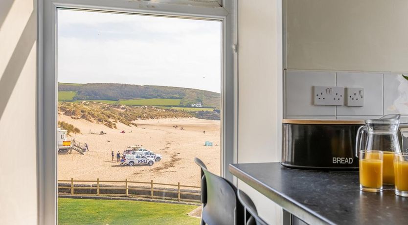 Photo of 1 Bed in Croyde