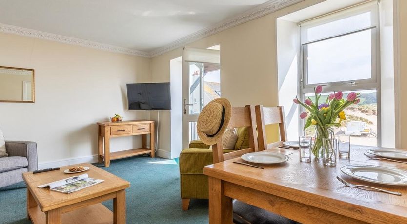 Photo of 1 Bed in Croyde