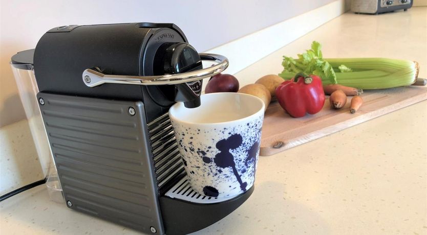 Photo of 5 Bed in Sandown