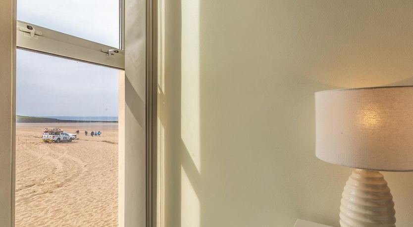 Photo of 1 Bed in Croyde