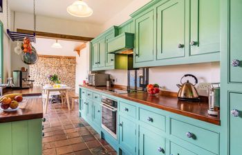 3 Bed in Holt Holiday Cottage