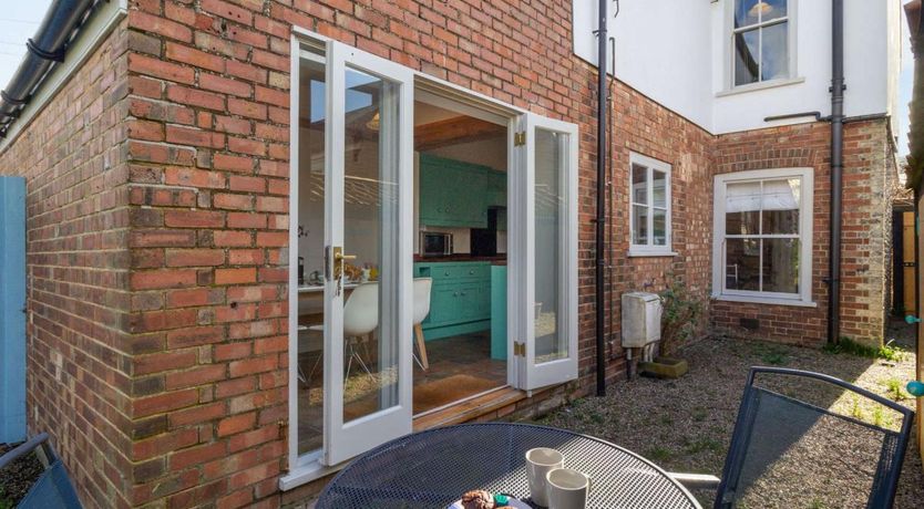 Photo of 3 Bed in Holt