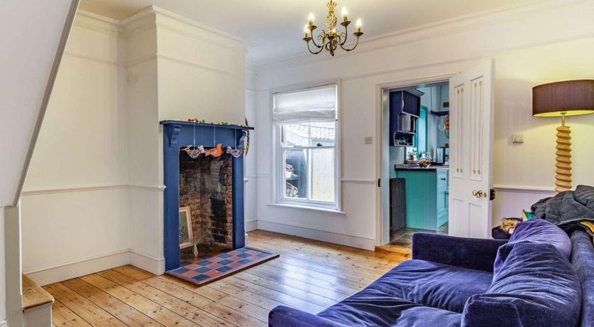 Photo of 3 Bed in Holt