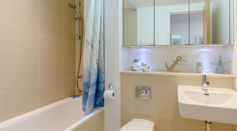 Photo of 2 Bed in Westward Ho