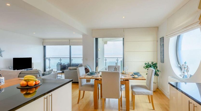 Photo of 2 Bed in Westward Ho