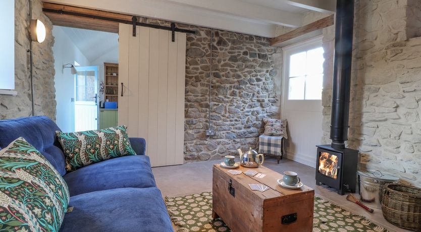 Photo of Dolwylan Barn