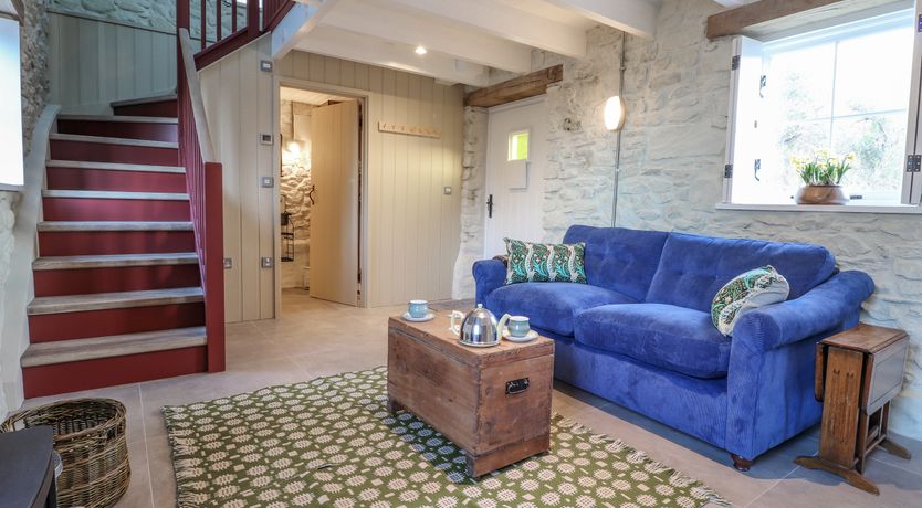 Photo of Dolwylan Barn