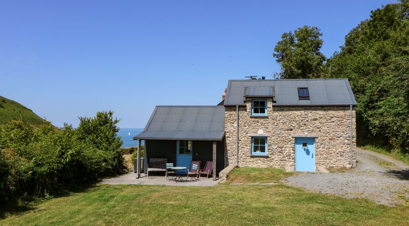 Photo of Dolwylan Barn