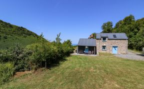 Photo of Dolwylan Barn