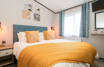 Fairways 4 - Sunny Meadows Holiday Cottage