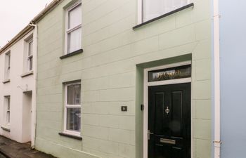 Ty Cwtch Holiday Cottage