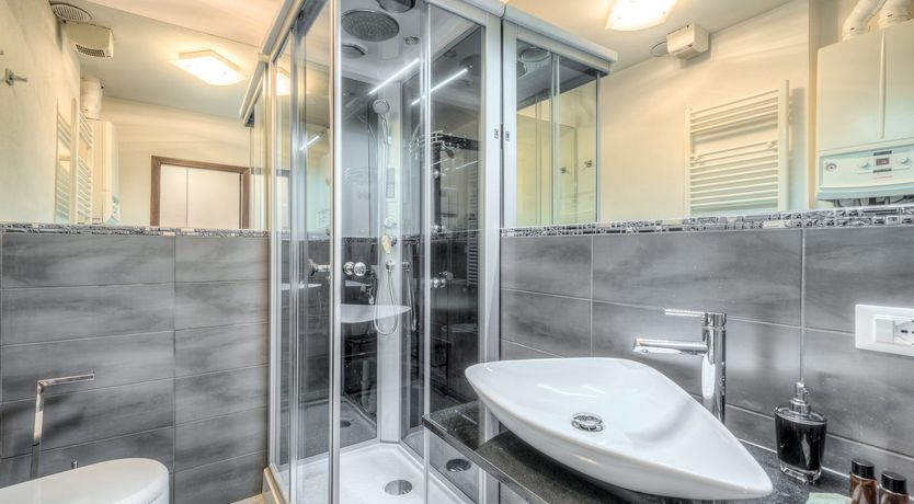 Photo of La Signorina