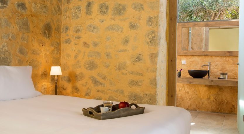 Photo of The Cretan Syrtos