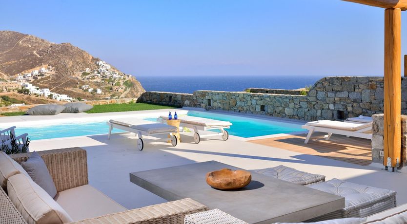 Photo of Elia's Curve