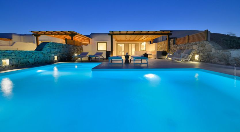 Photo of Elia's Curve