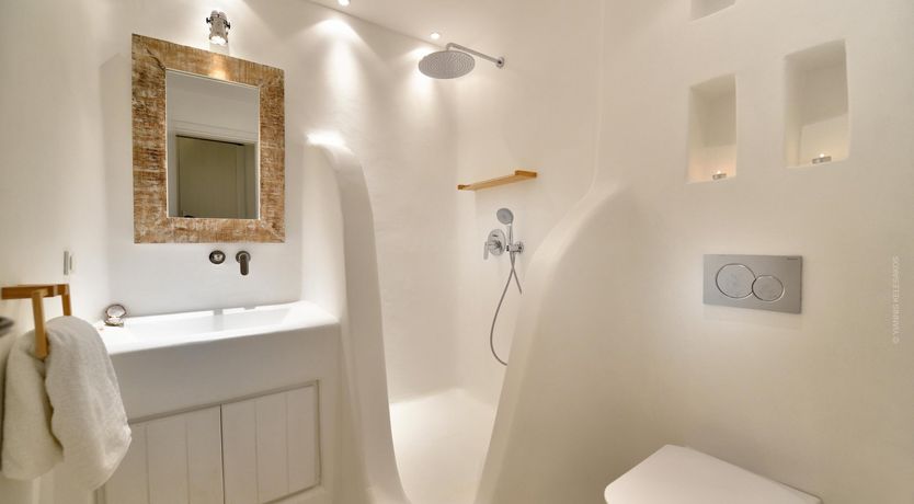 Photo of Elia's Curve