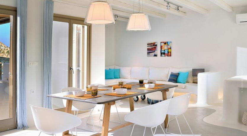 Photo of Elia's Curve