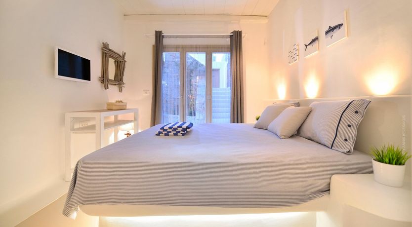 Photo of Elia's Curve