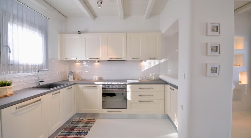 Photo of Elia's Curve