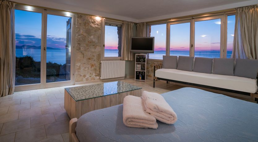 Photo of Homer's Shadow