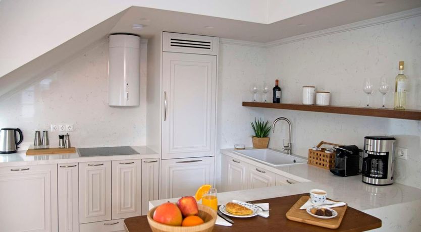 Photo of Acropolis Outlook