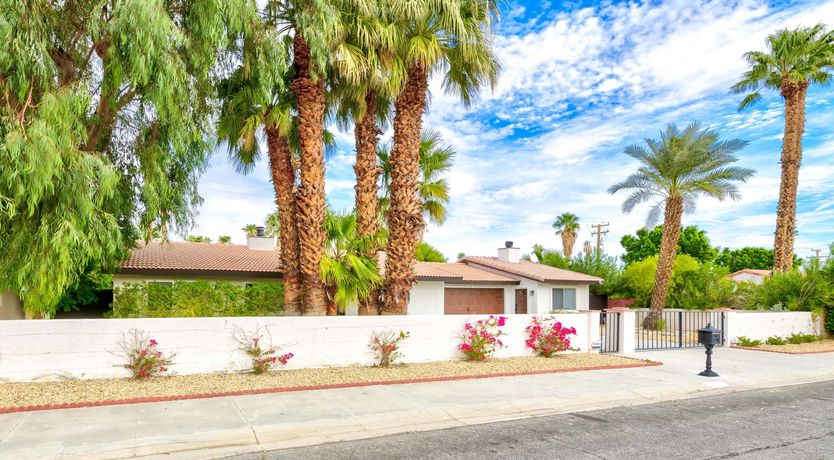 Photo of Her Name Was Lola