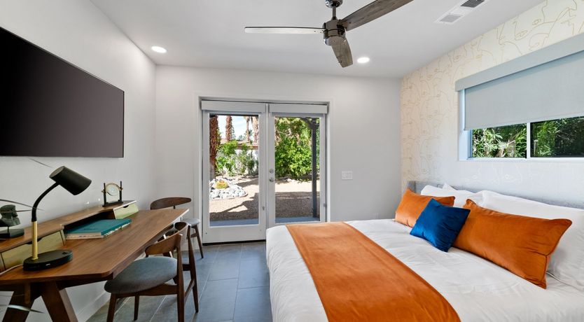 Photo of Her Name Was Lola