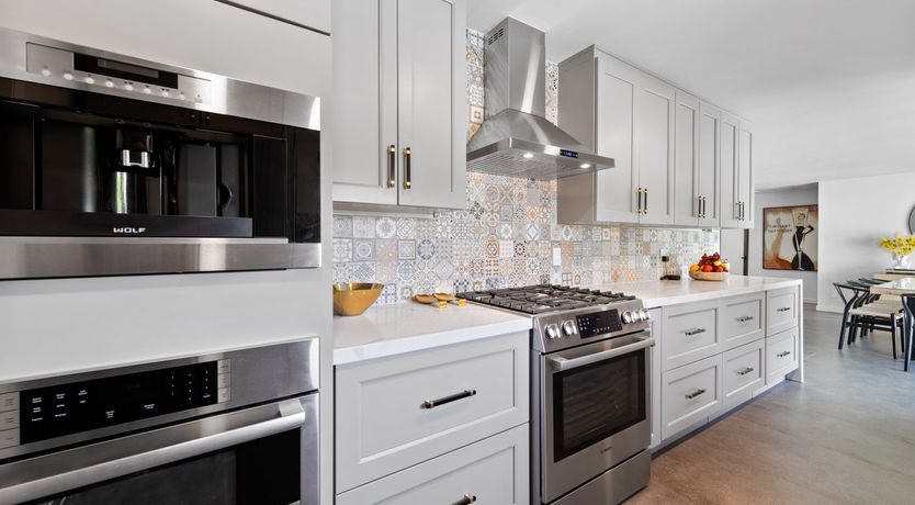 Photo of Her Name Was Lola