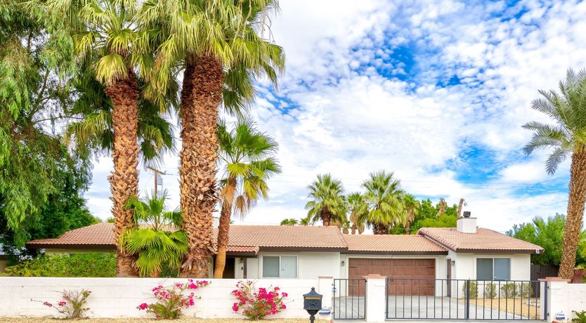 Photo of Her Name Was Lola