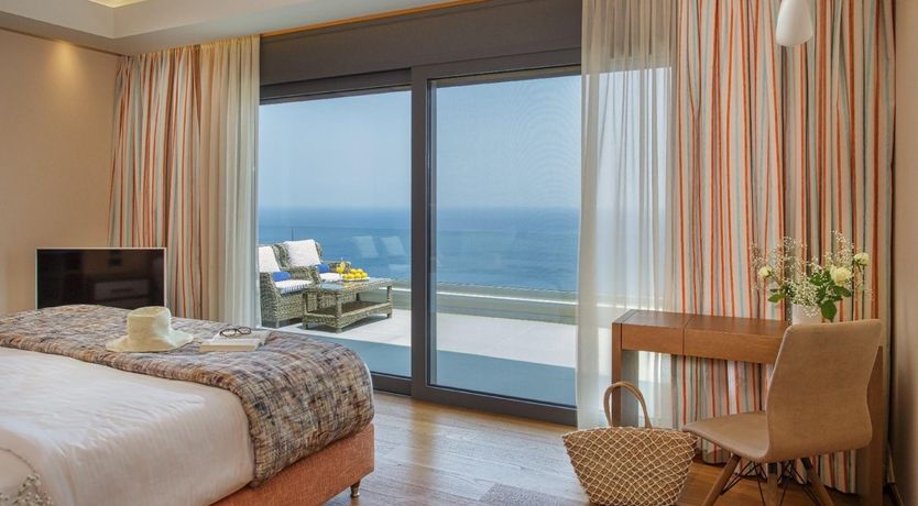 Photo of Cliffside Panorama