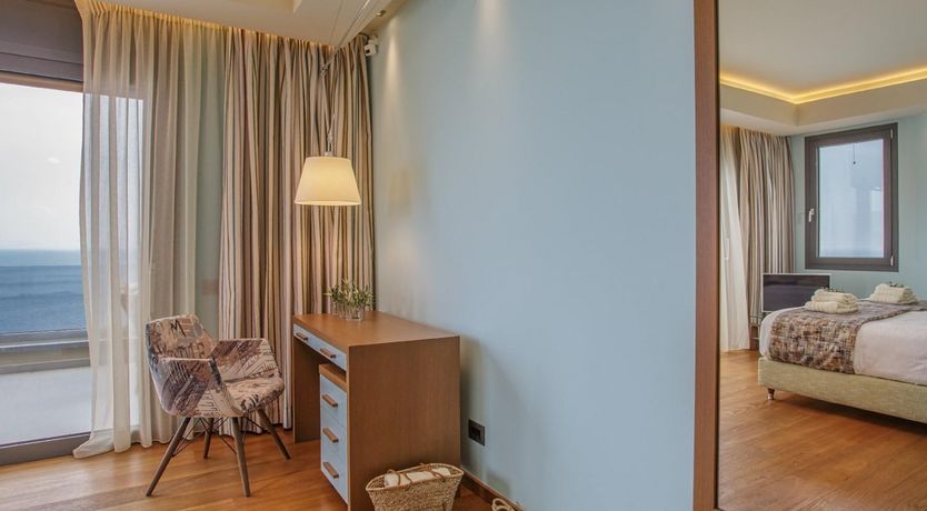 Photo of Cliffside Panorama