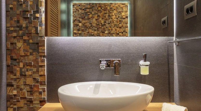 Photo of Cliffside Panorama