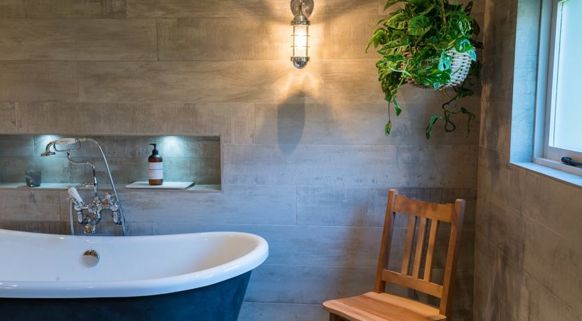 Photo of Pair of Tens