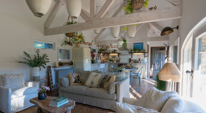 Photo of Pair of Tens