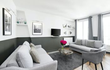 Le Gris Charmant Apartment