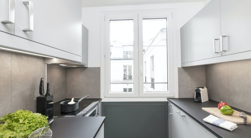 Photo of Le Gris Charmant