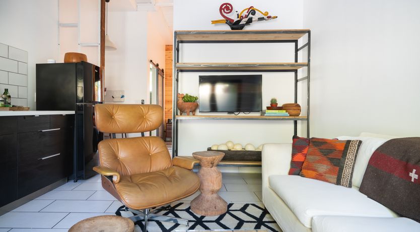 Photo of Curio Pajaro