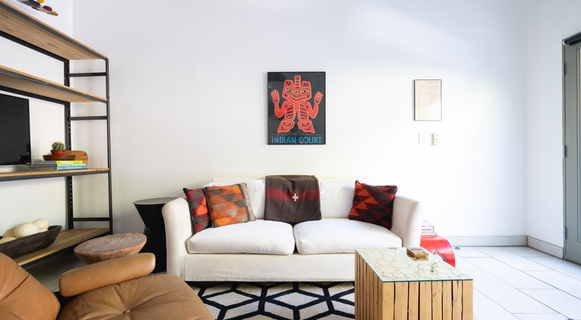 Photo of Curio Pajaro